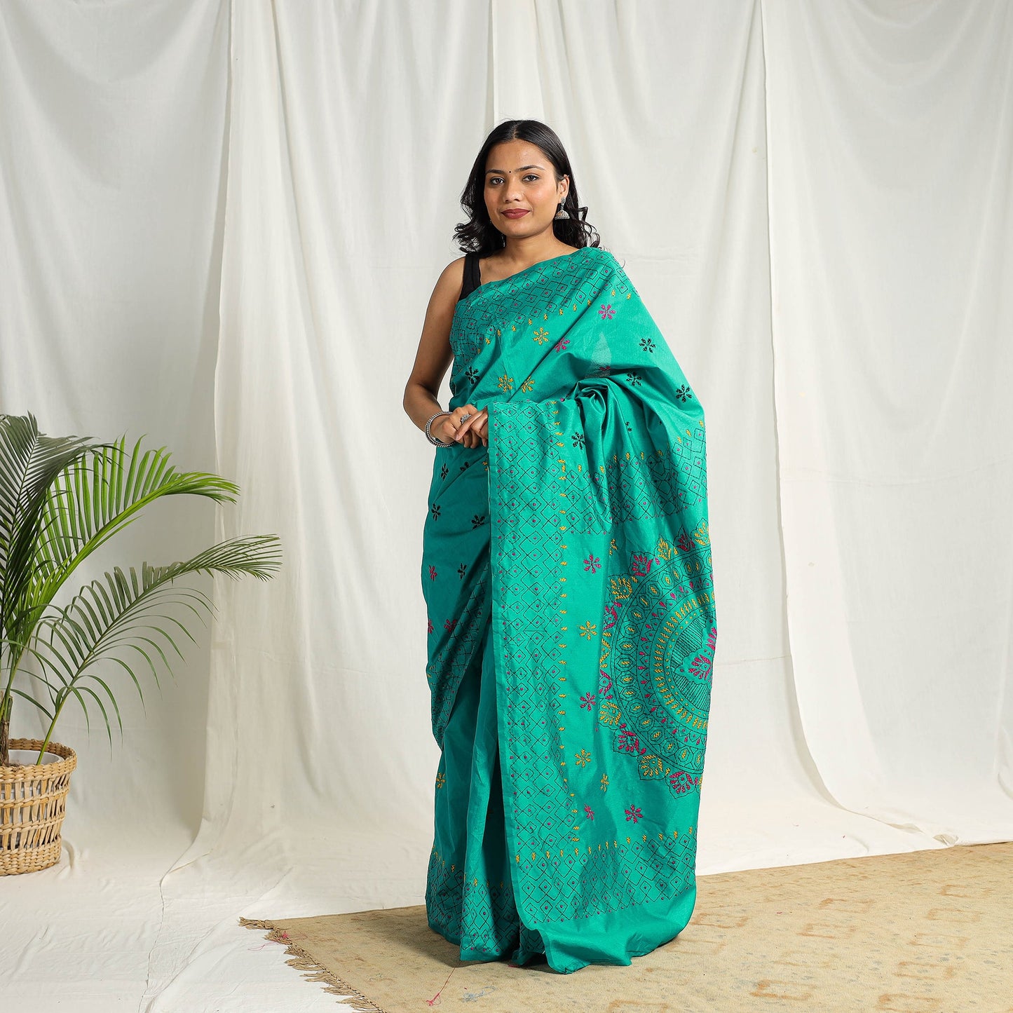 Buy Green Bengal Hand Embroidery Silk Nakshi Kantha Saree