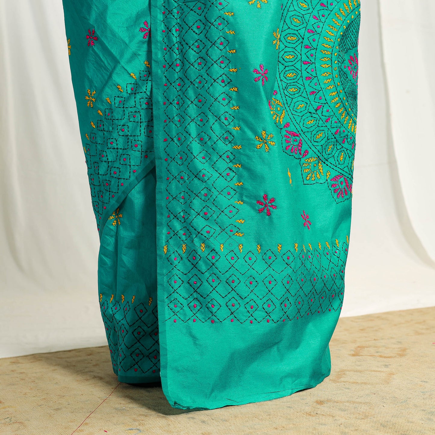 Buy Green Bengal Hand Embroidery Silk Nakshi Kantha Saree