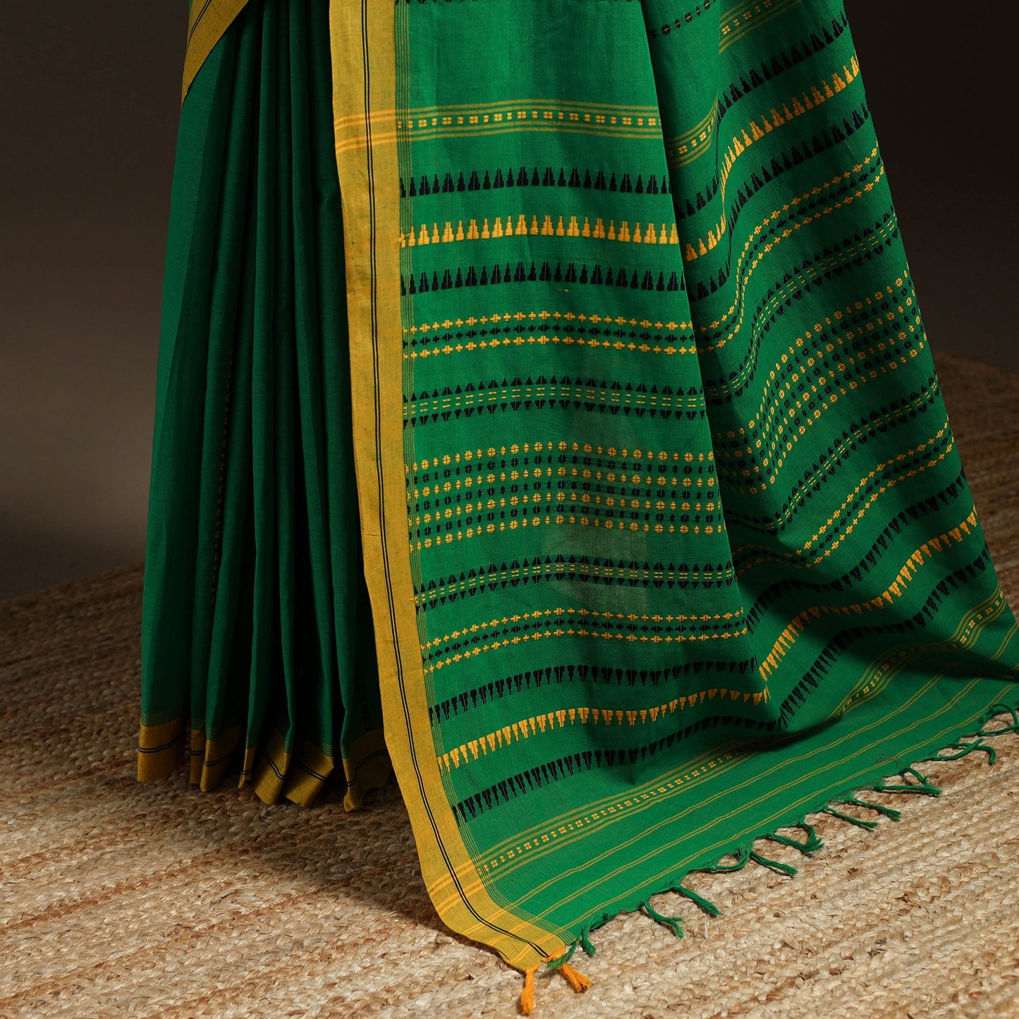 Green - bengal handwoven cotton begumpuri saree 04