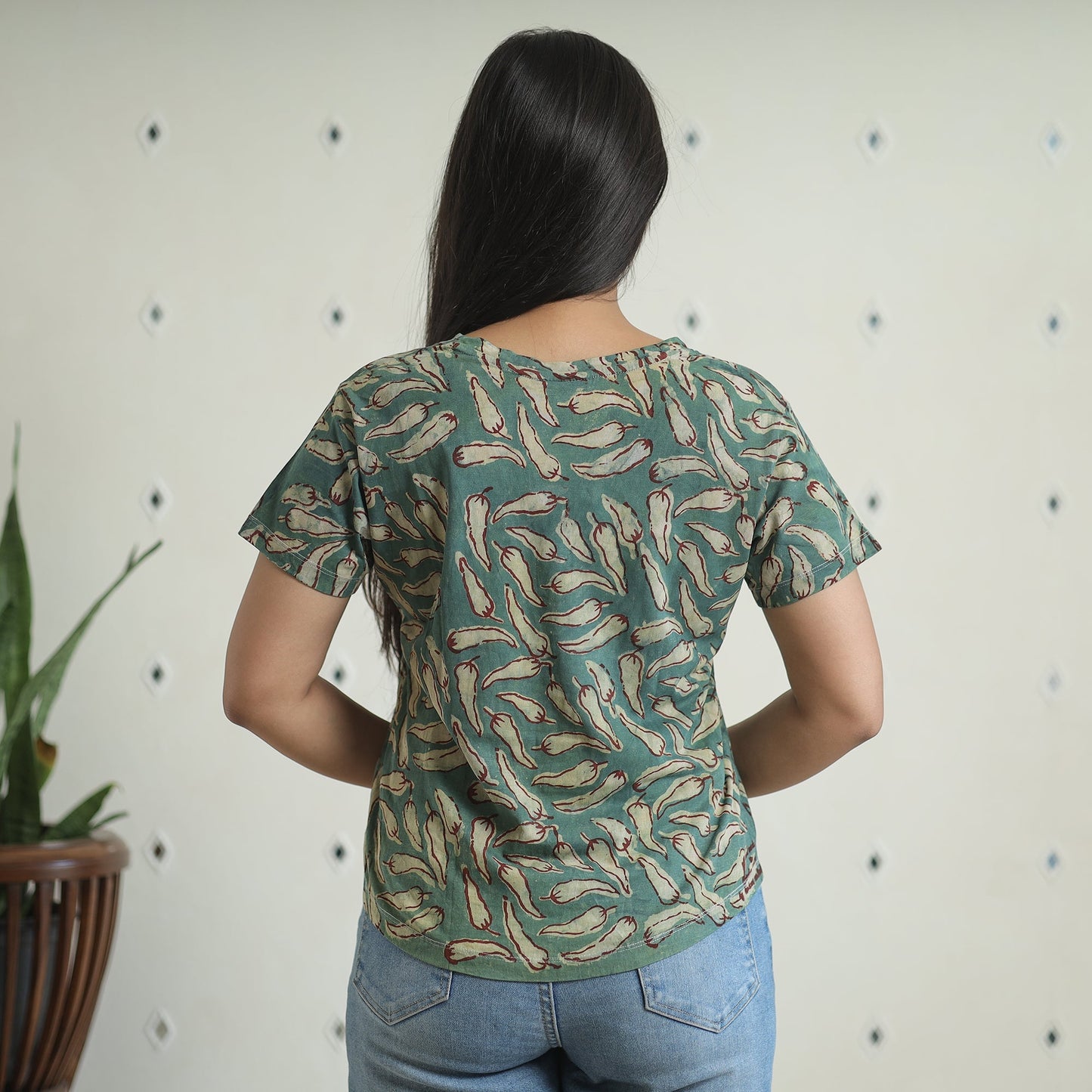 Bindaas Block Art Printed Cotton Women V Neck T-shirt 11