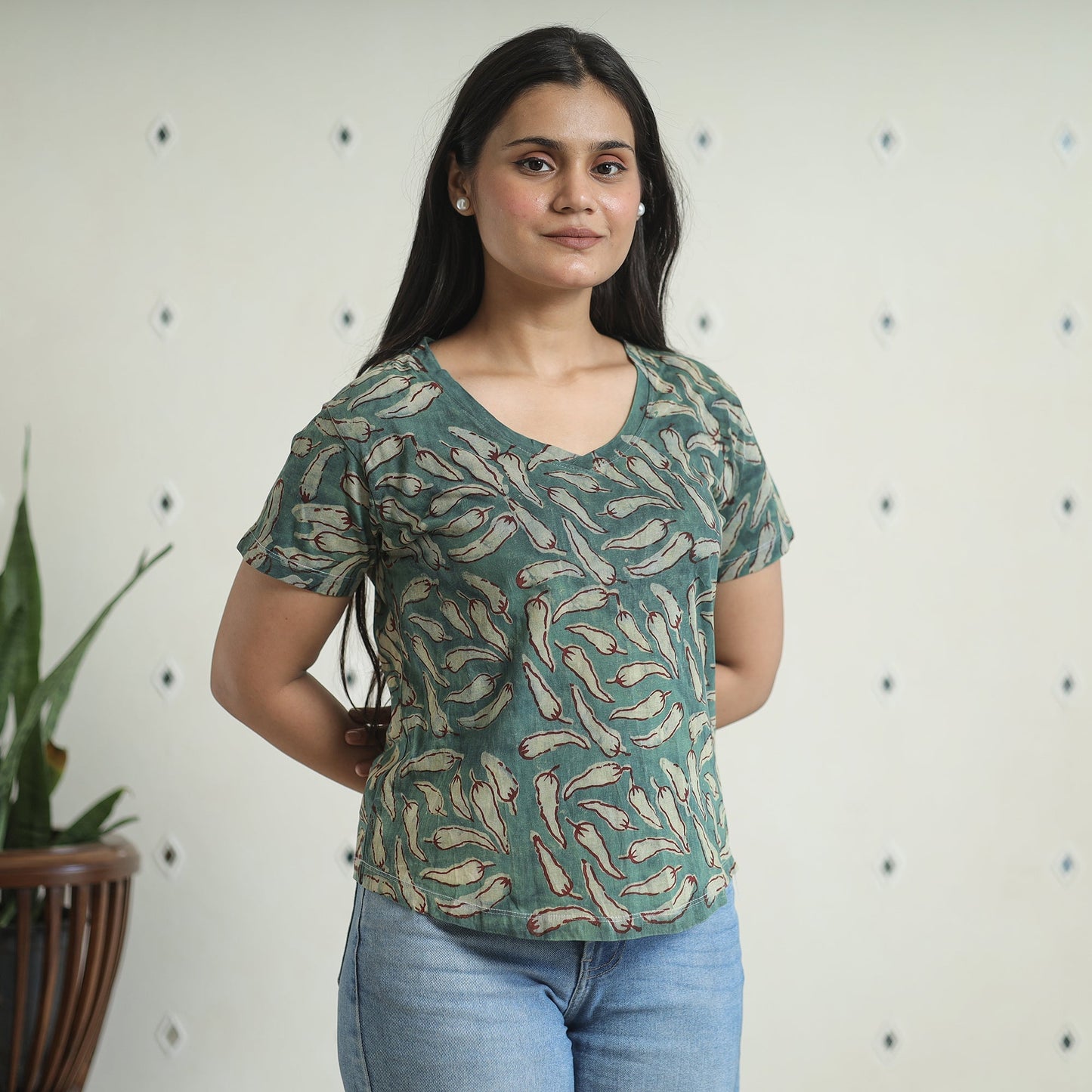 Bindaas Block Art Printed Cotton Women V Neck T-shirt 11