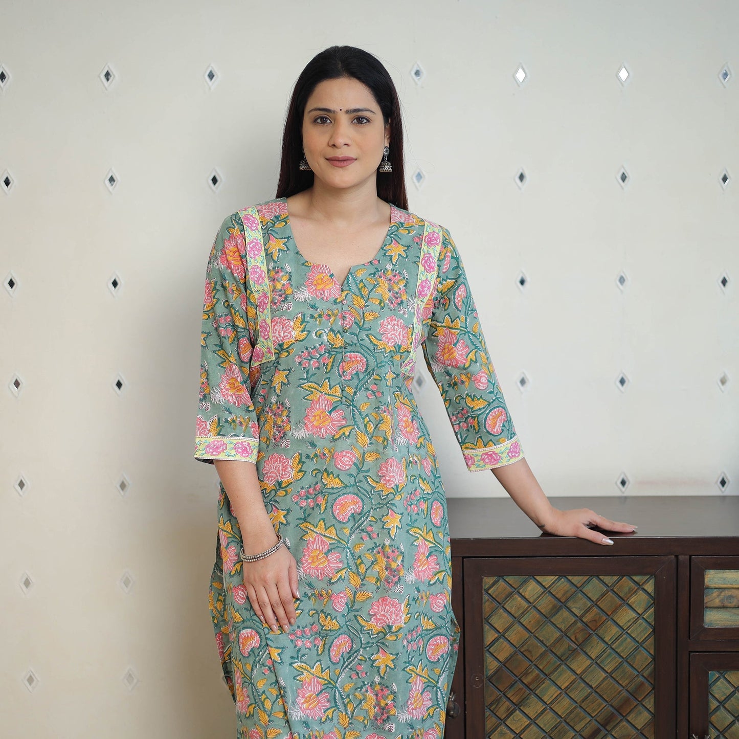 Green Straight Cotton Sanganeri Print Kurta for Women