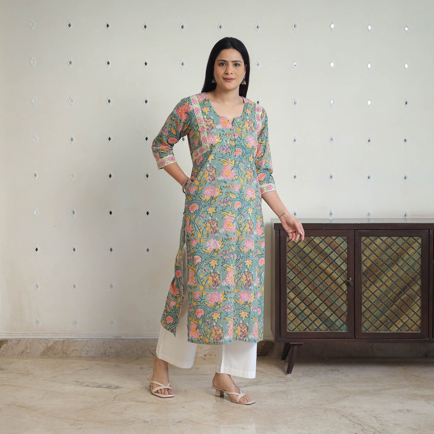 Green Straight Cotton Sanganeri Print Kurta for Women
