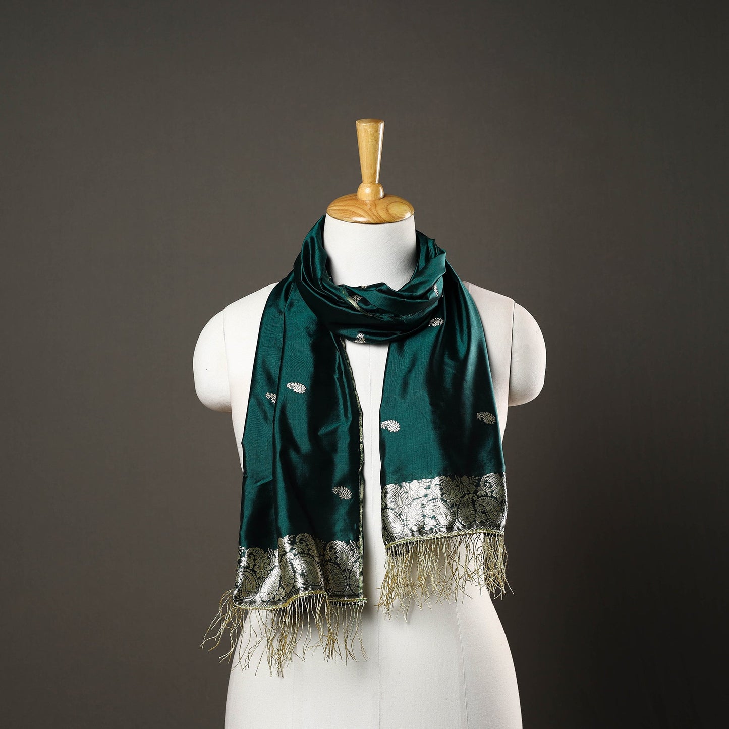 Green - brocade handloom pure silk banarasi stole 15