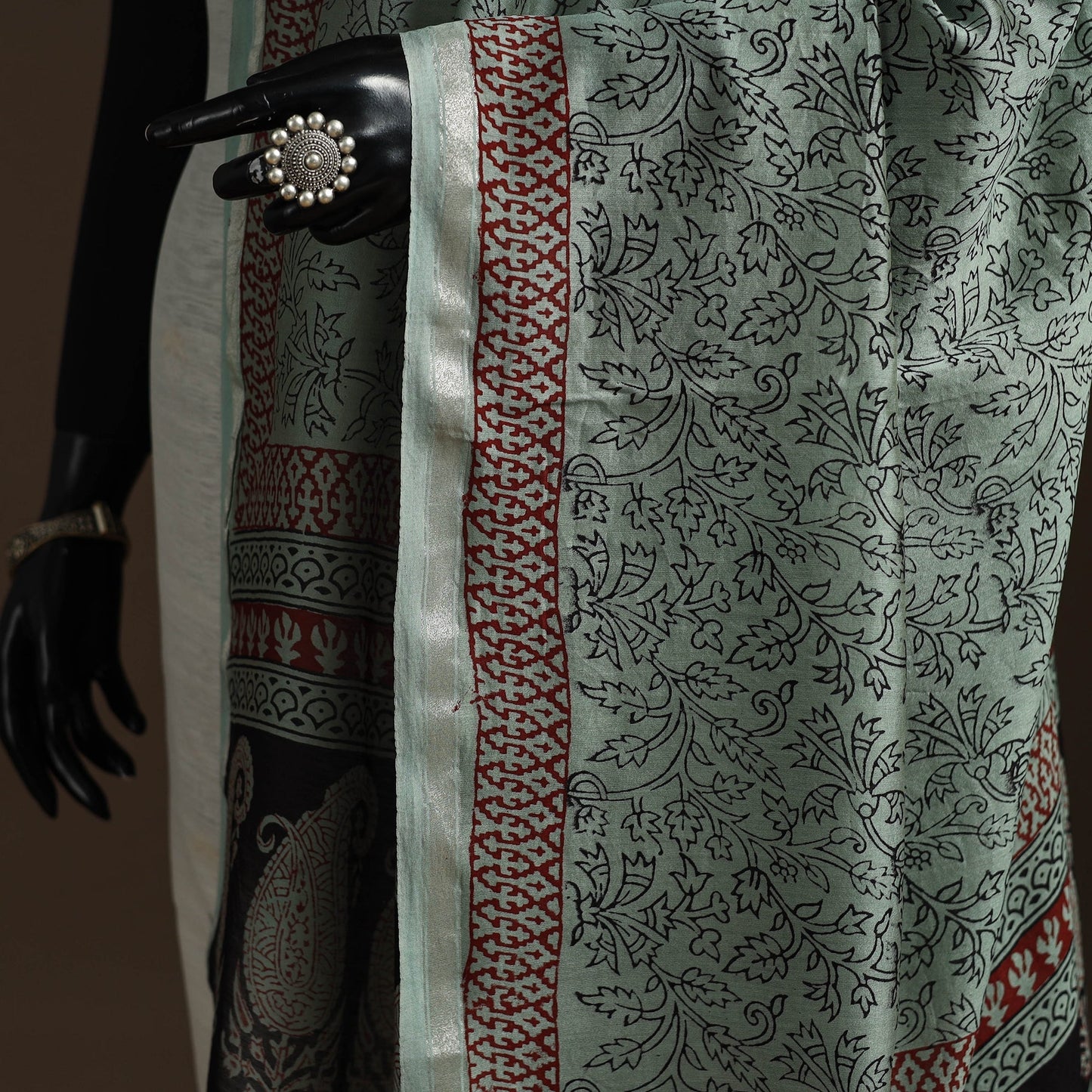 Chanderi silk bagh natural dyed dupatta with zari border 10