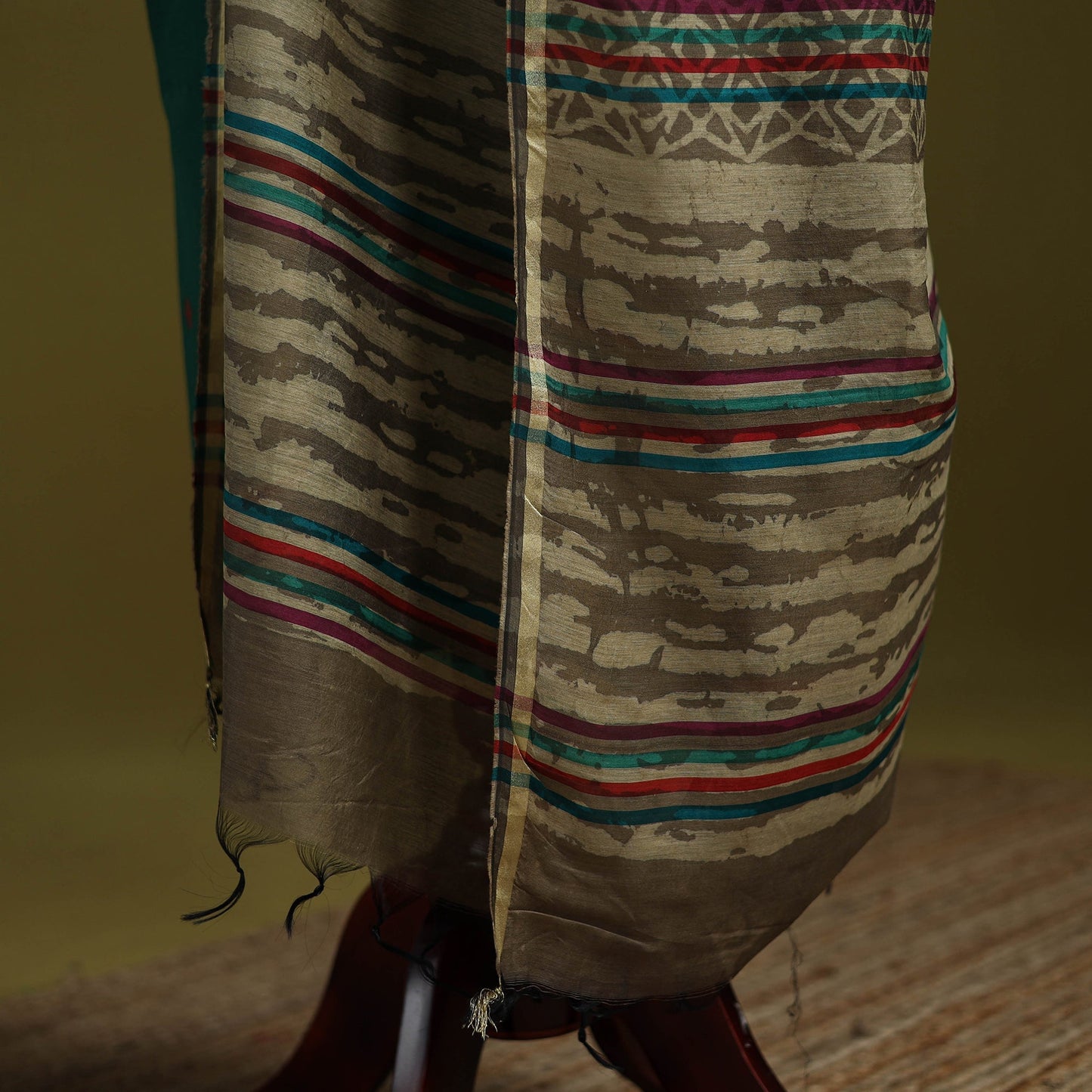 Green - chanderi silk hand bagru dupatta with zari border