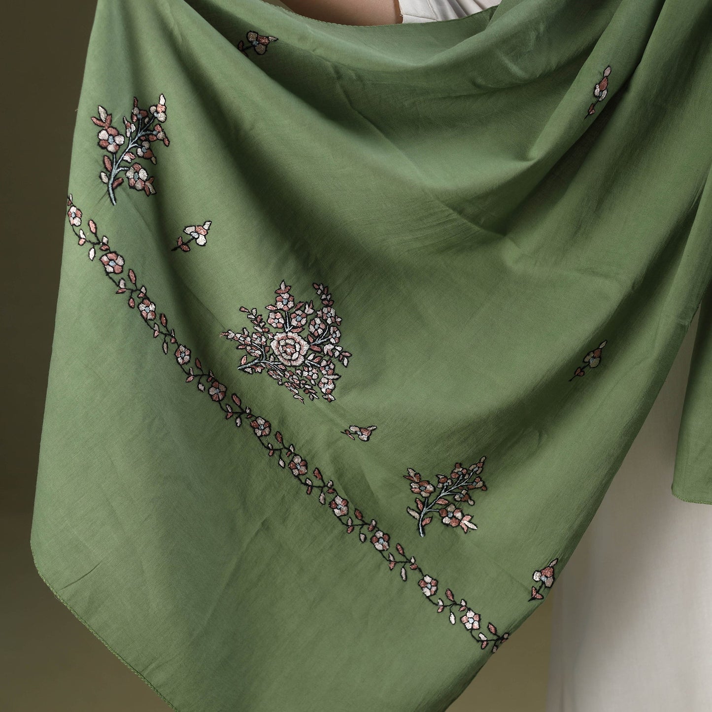 Green - cotton kashida embroidery stole 22 - handcrafted