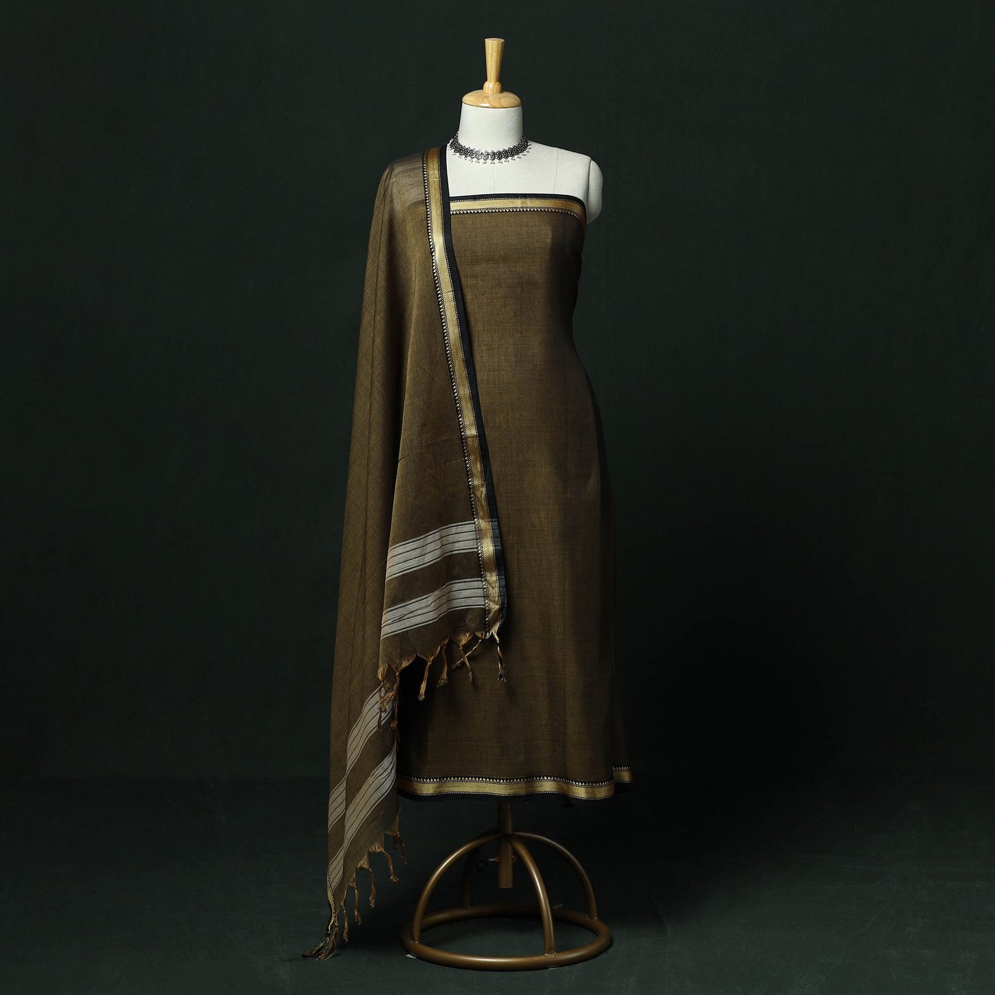 Dharwad cotton 3pc unstitched dress material with thread