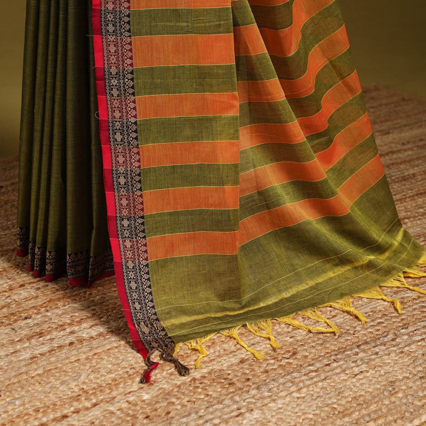 Green - dharwad cotton saree with border 23 - handcrafted