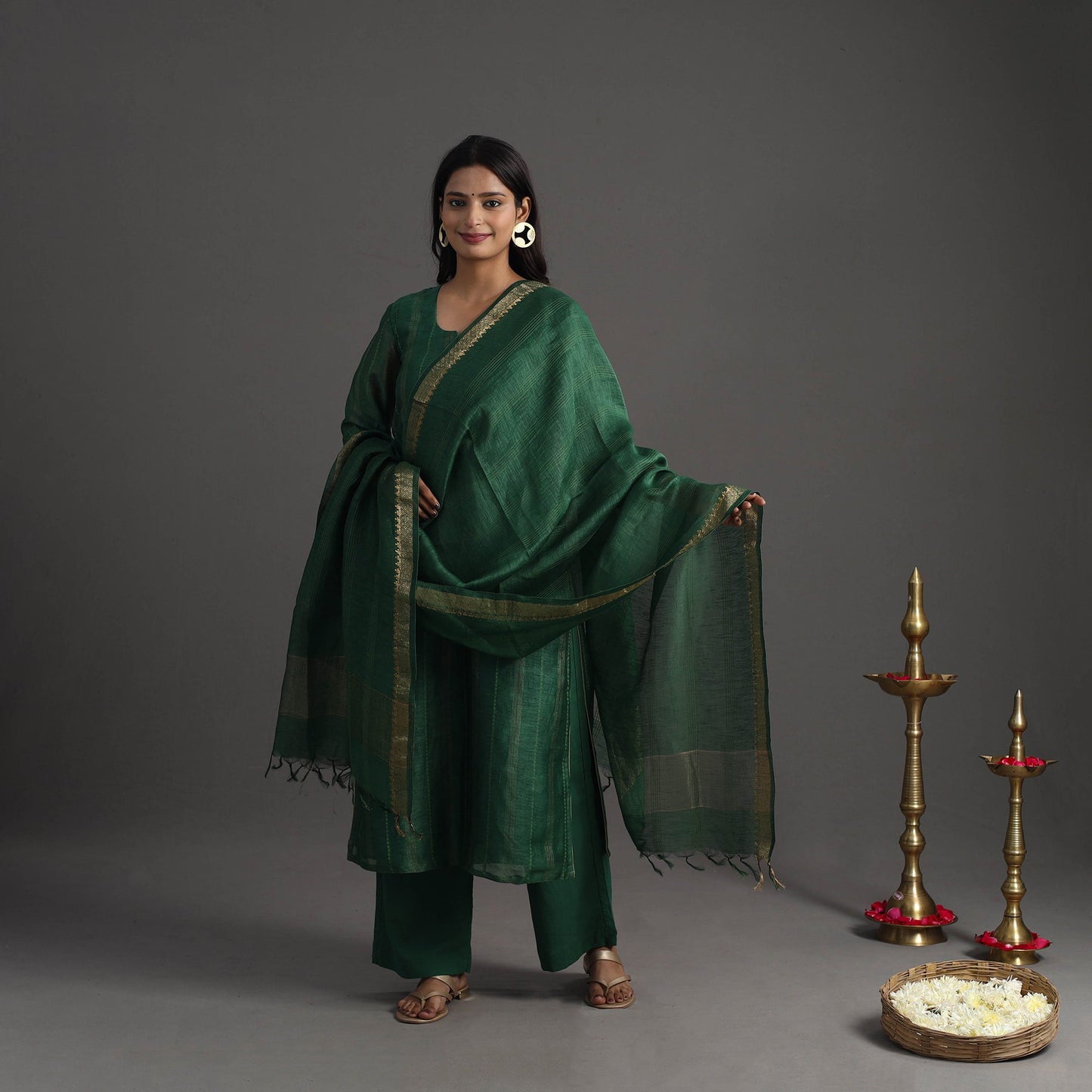 Green Elegant Linen Silk Handloom Plain Kurta Set