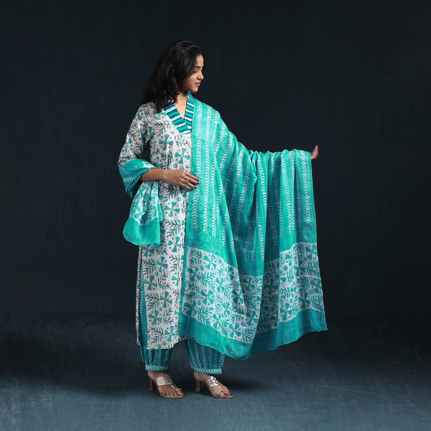 Hand batik cotton suit set with dupatta for women 08