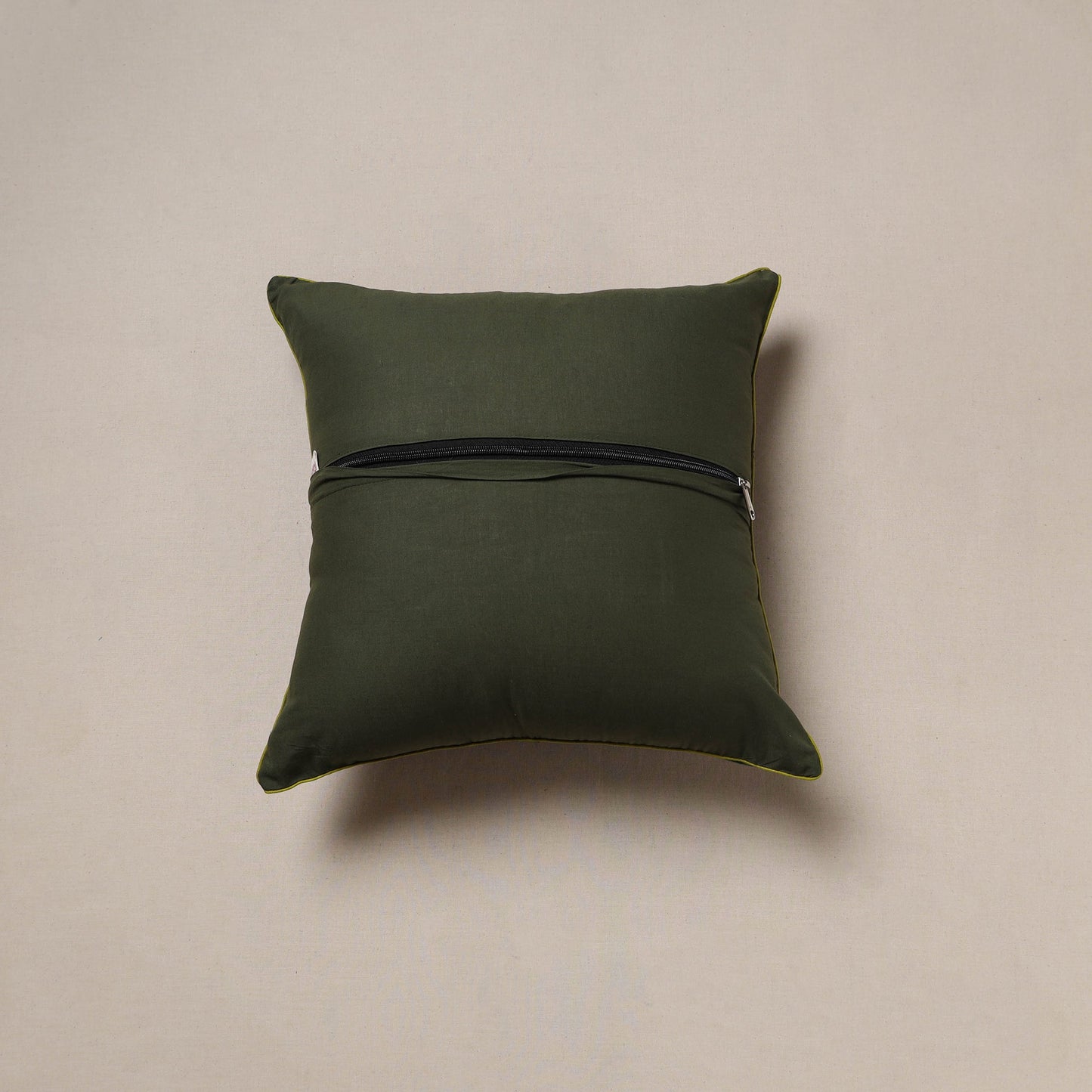 Hand cushion cover 01 - handcrafted