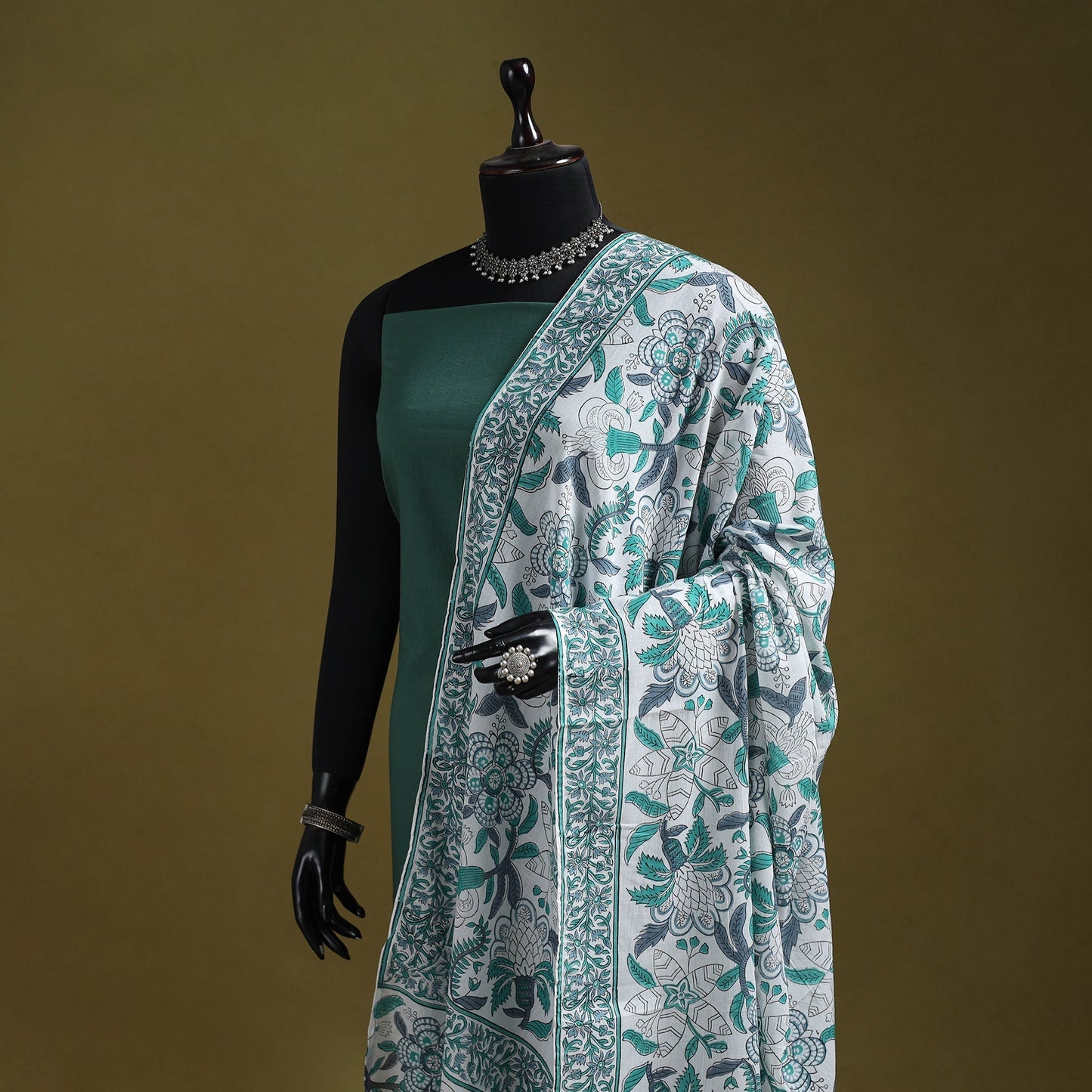 Hand cotton sanganeri floral dupatta 24 - handcrafted
