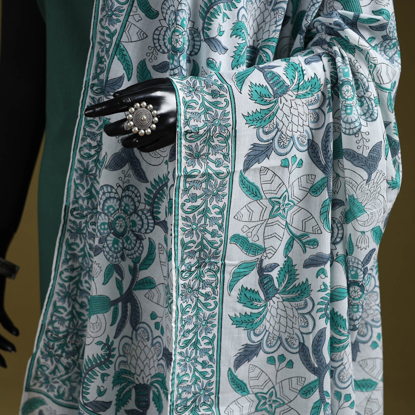 Hand cotton sanganeri floral dupatta 24 - handcrafted