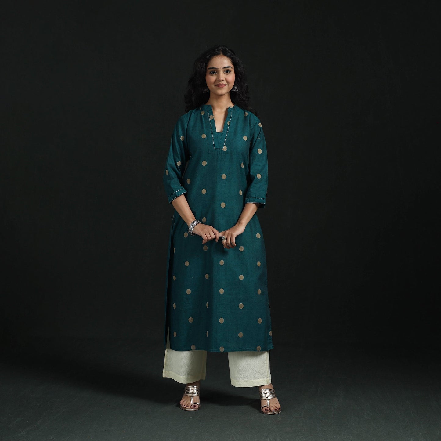 Hand embroidery straight cotton jacquard kurta for women 06