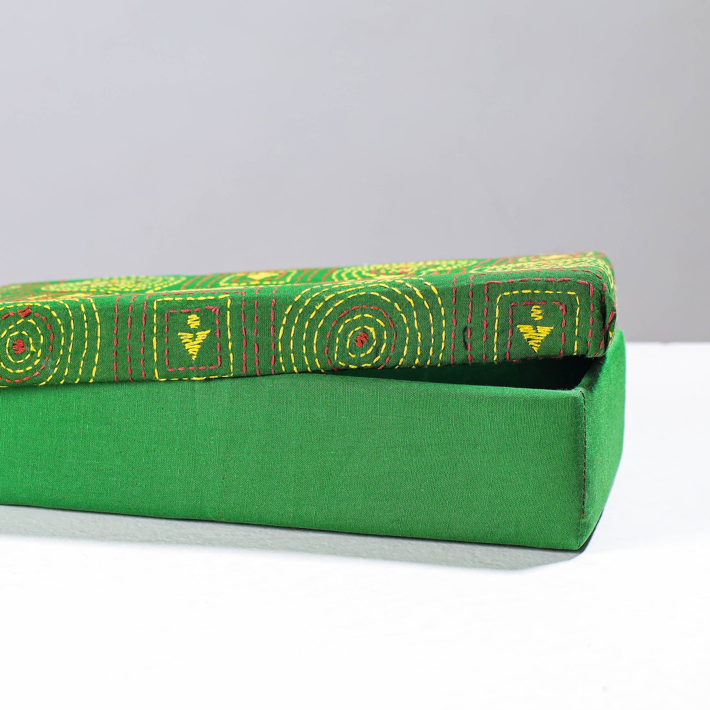 Green Handcrafted Bengal Kantha Work Tissue Box