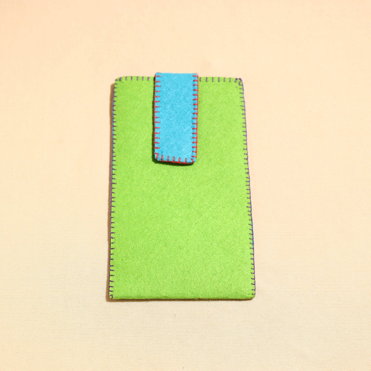 Green Handcrafted Embroidered Felt Mobile Pouch