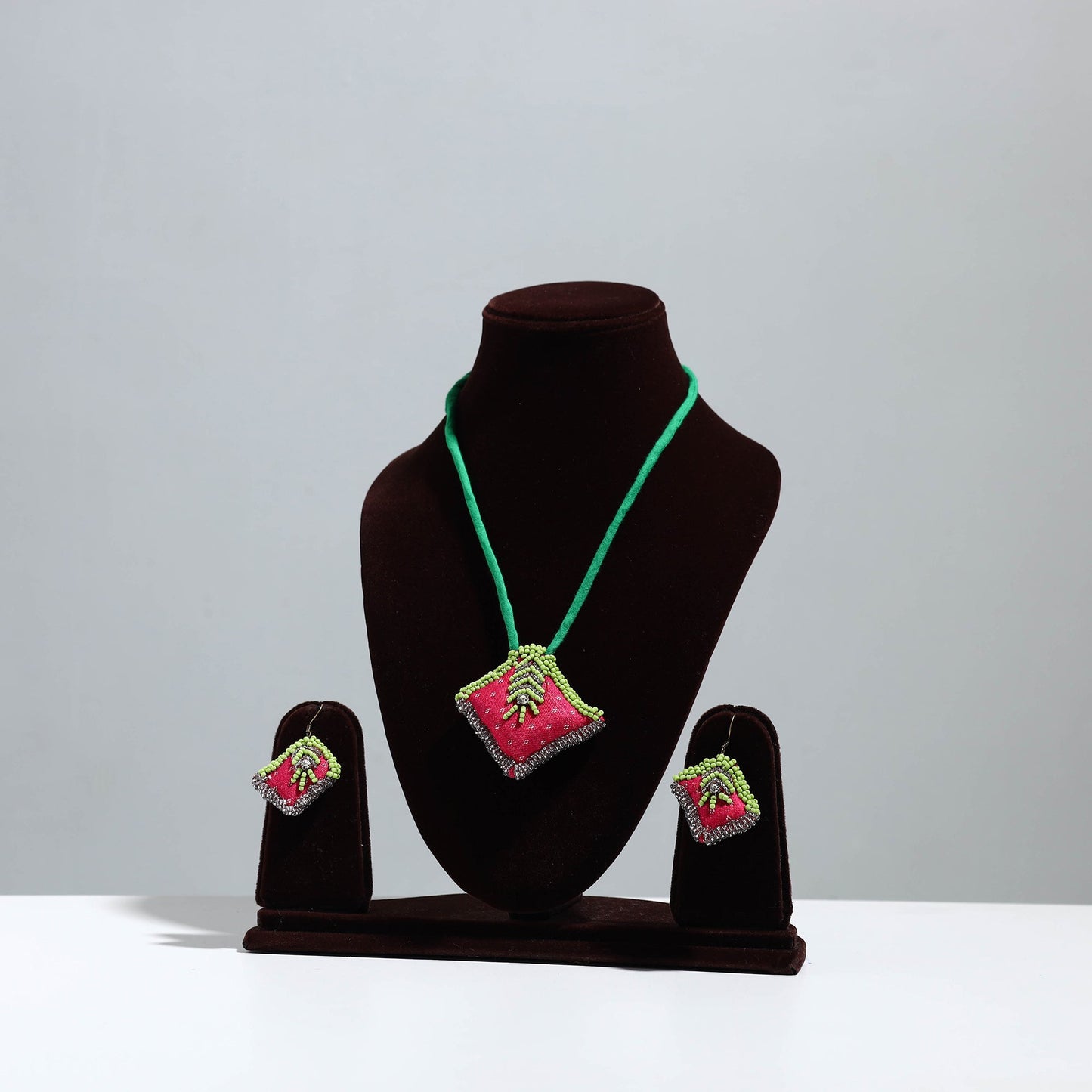 Green - handcrafted fabart beaded necklace set 67