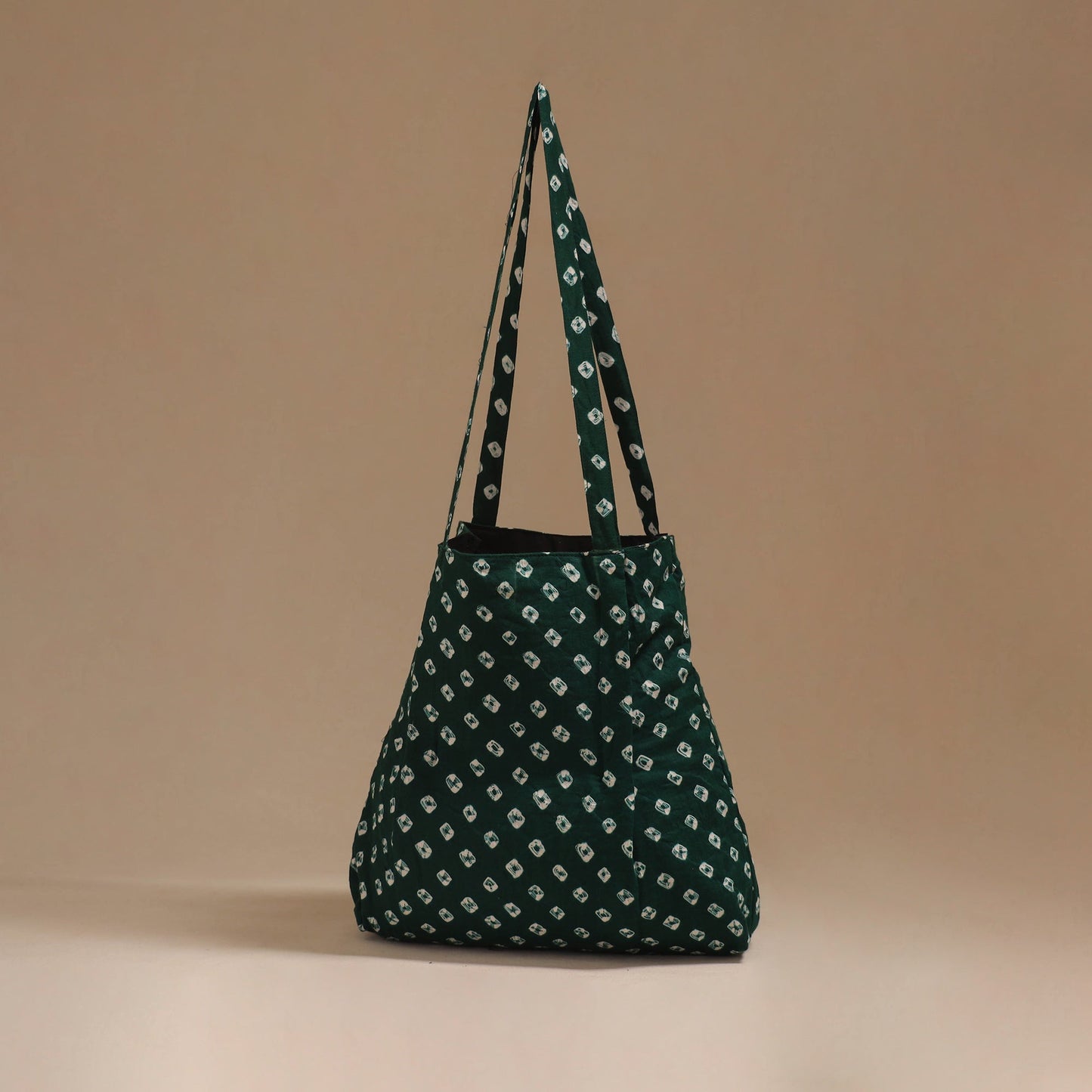 Handcrafted fabric jhola bag 07