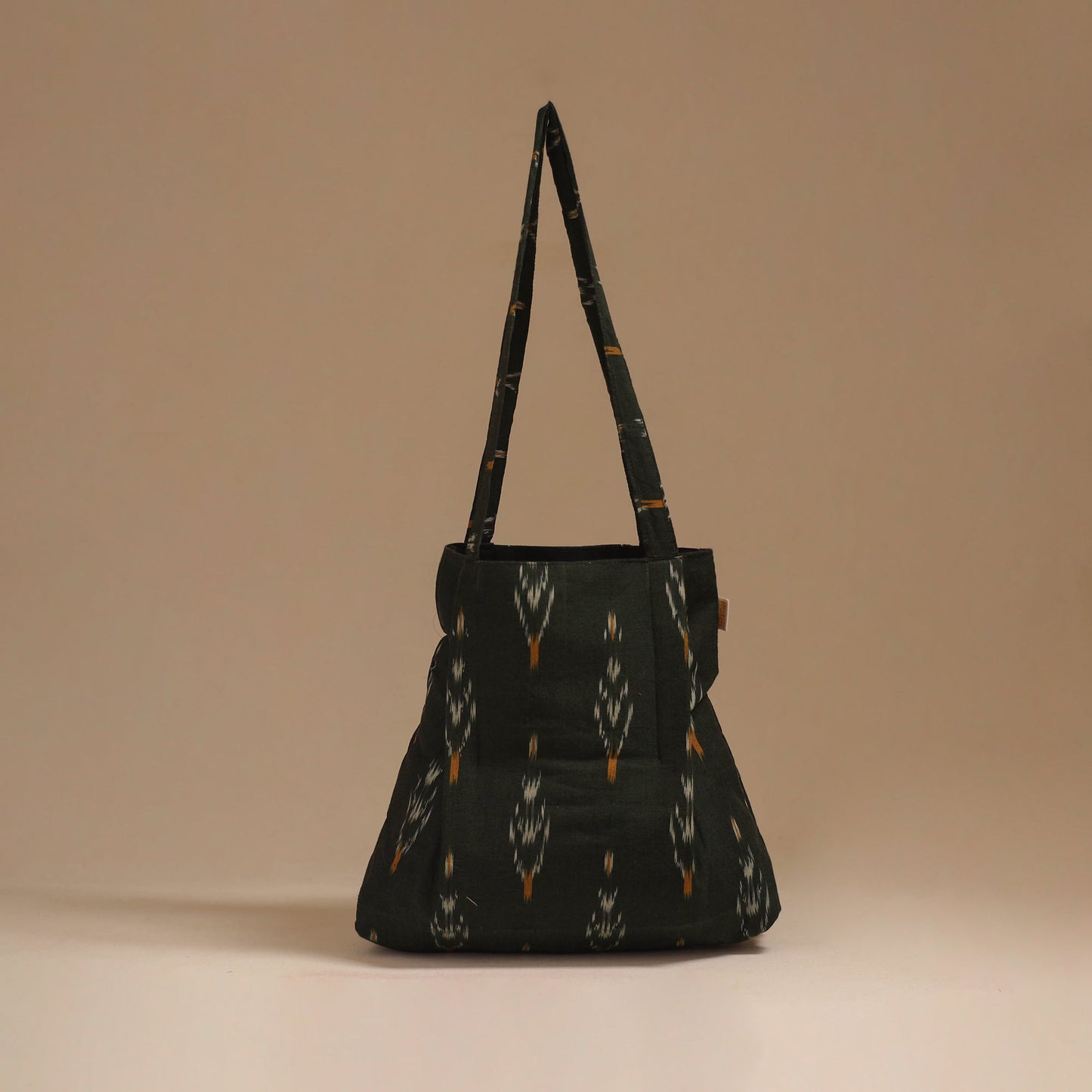 Handcrafted fabric jhola bag 25