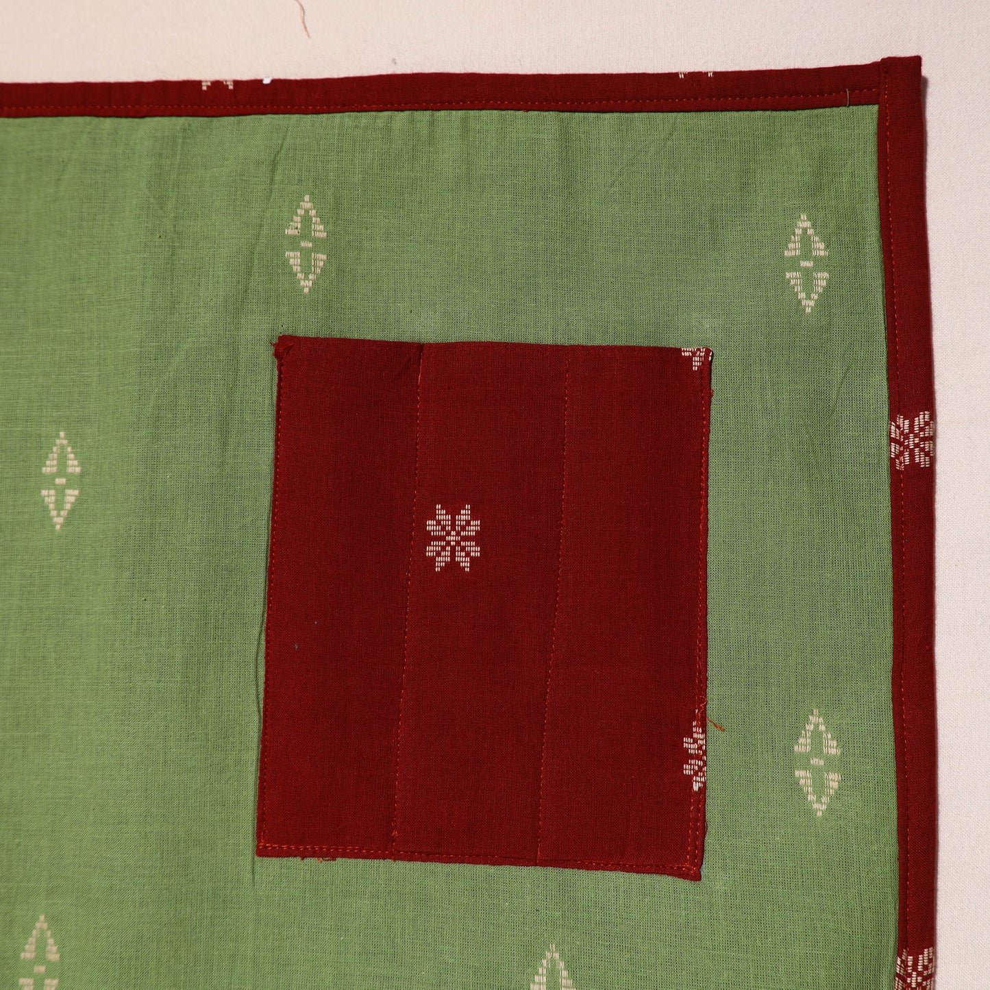 Green Jacquard Table Placemats for Home