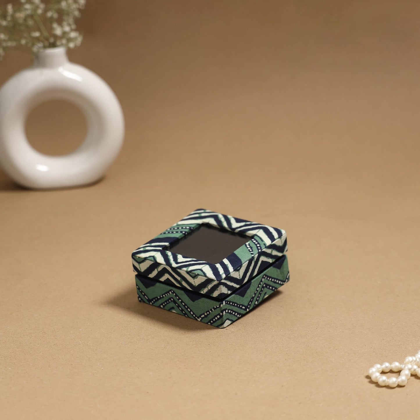 Handcrafted printed fabric ring/earring box 26
