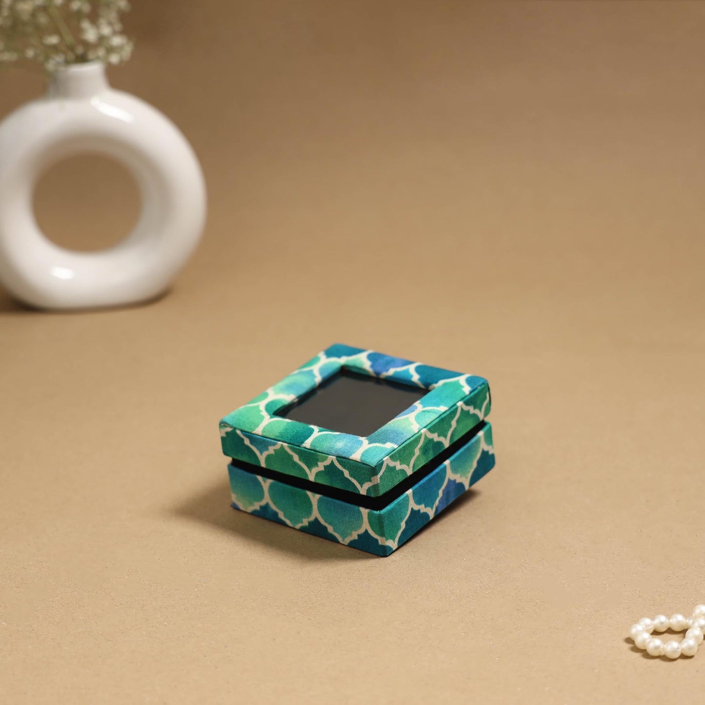 Handcrafted printed fabric ring/earring box 33
