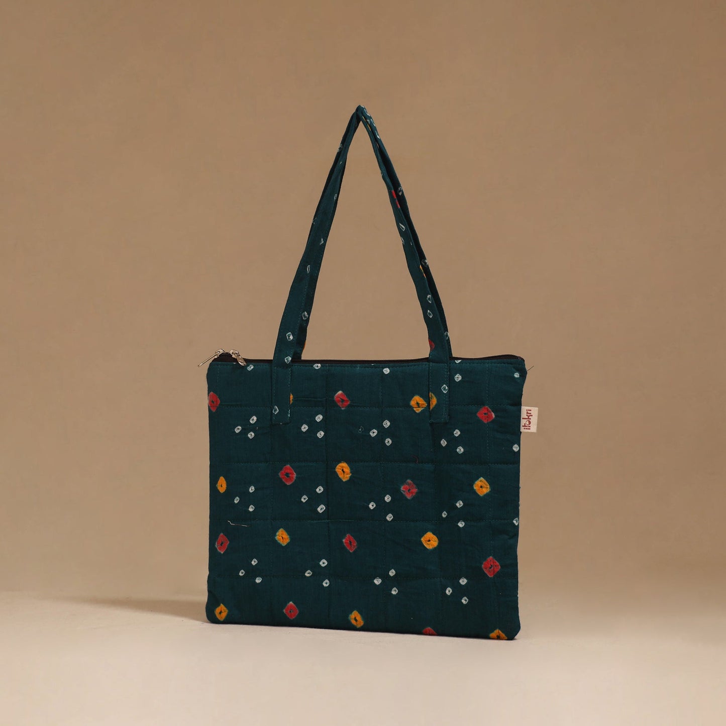 Handcrafted quilted handbag 89