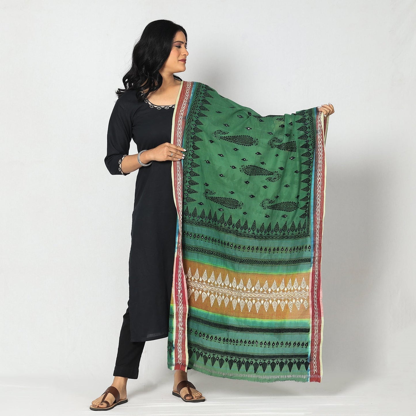 Bengal Kantha Embroidery Cotton Handloom Dupatta Online