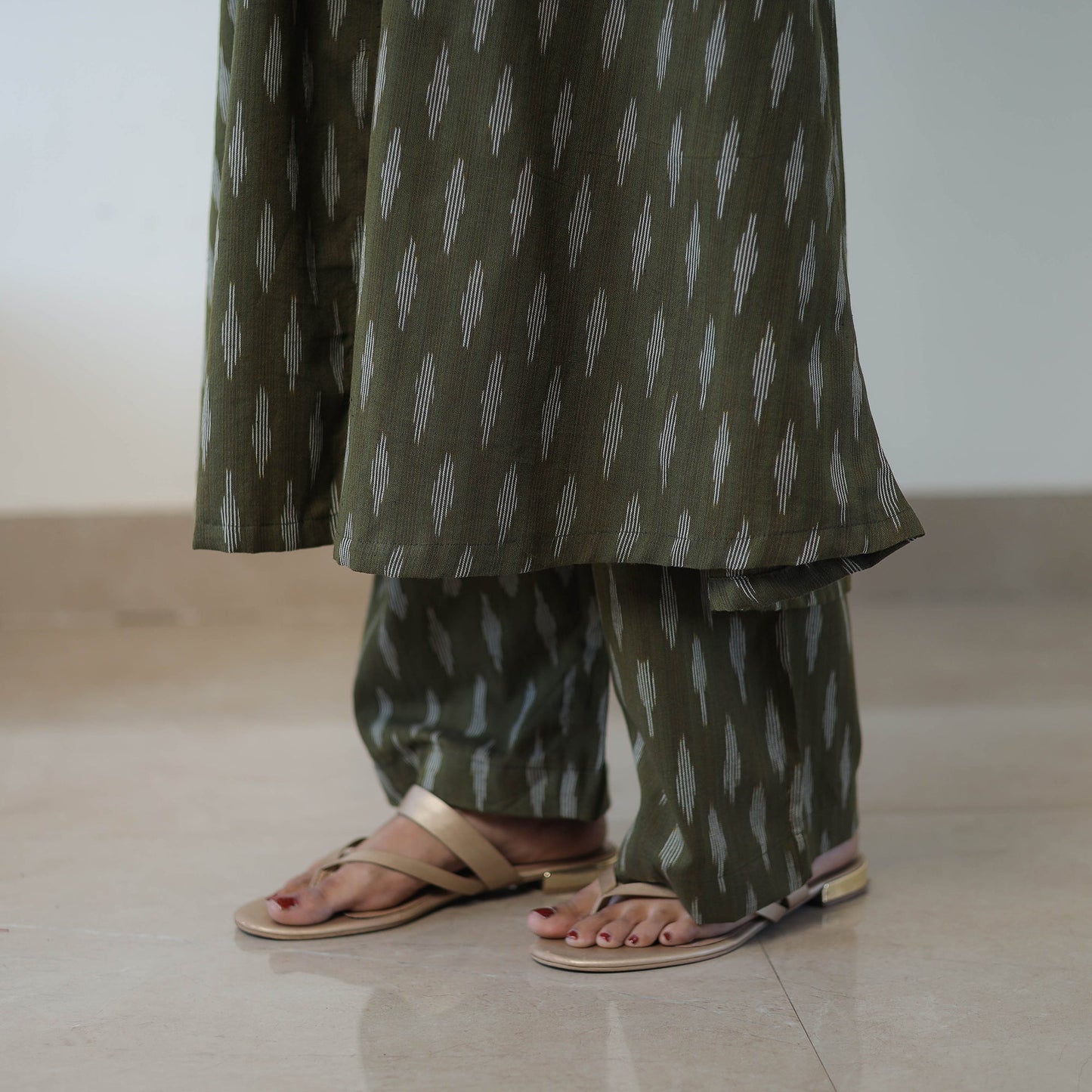 Green Handloom Cotton Pochampally Ikat Kurta Set with Dupatta