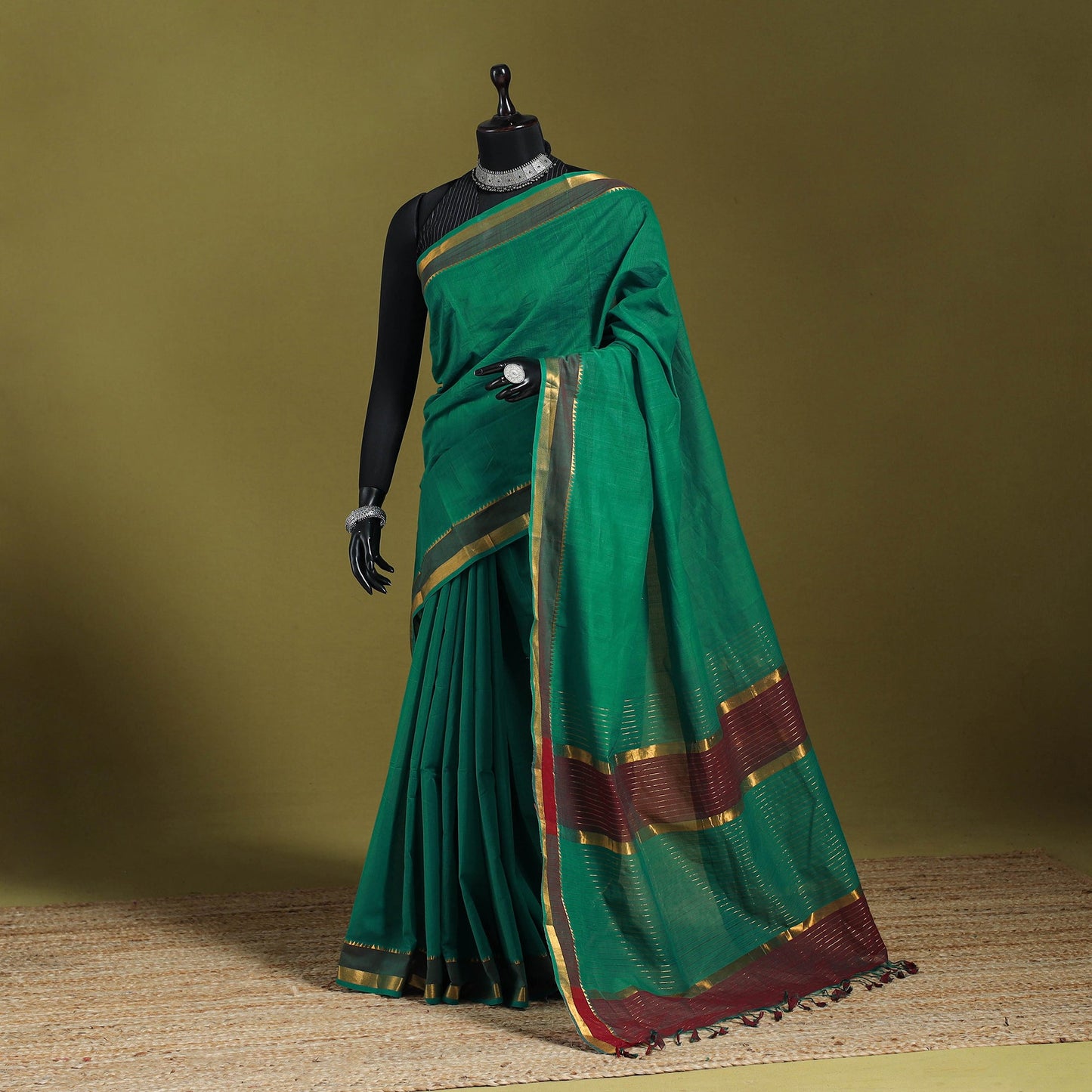 Green - handloom cotton zari border mangalagiri saree 24