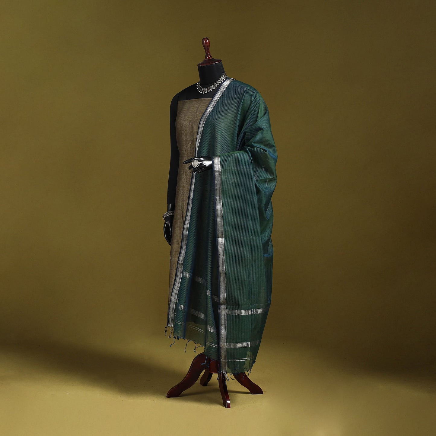 Handloom silk cotton stripes maheshwari dupatta with zari