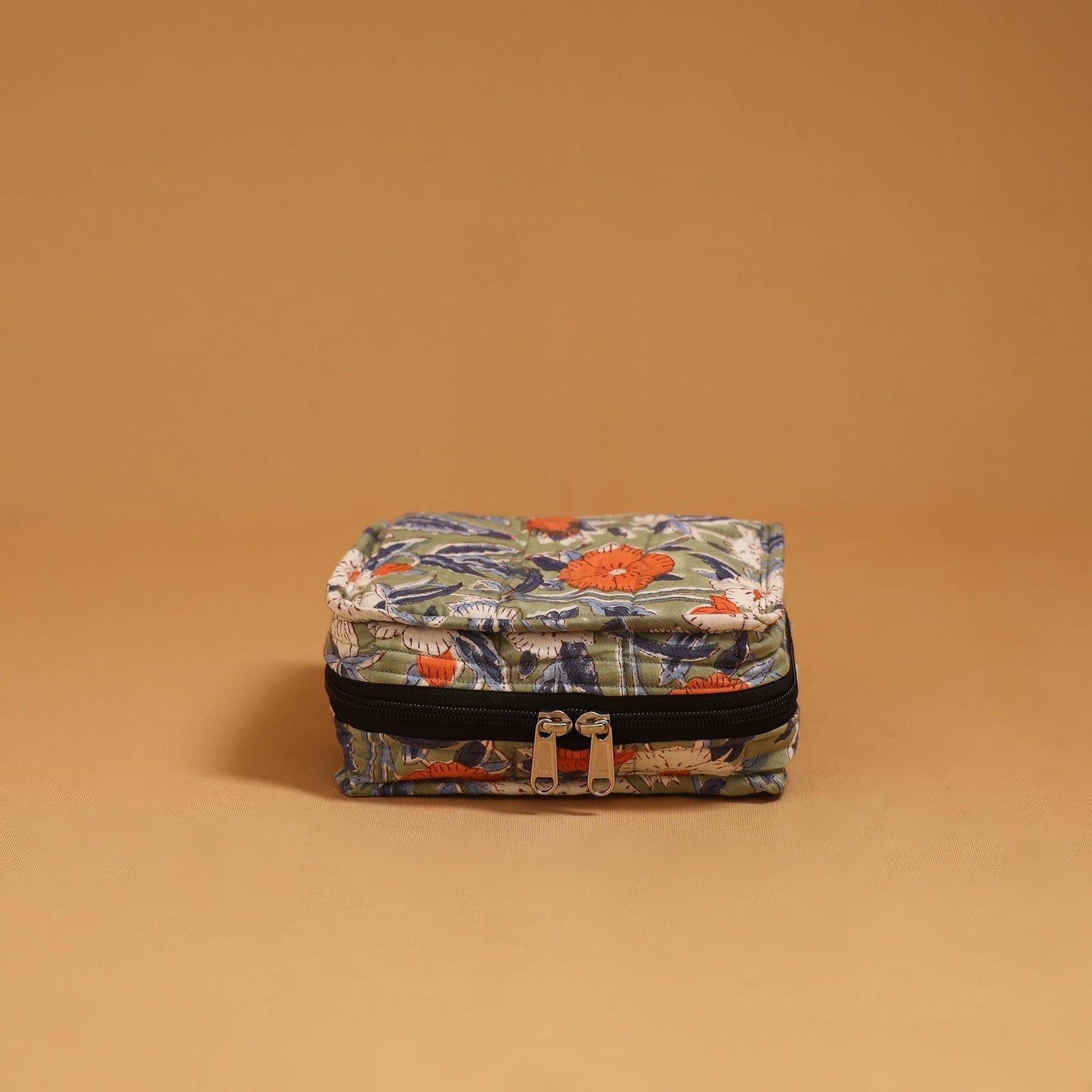 Handmade 4 pockets quilted jewellery bag 04 - handcrafted