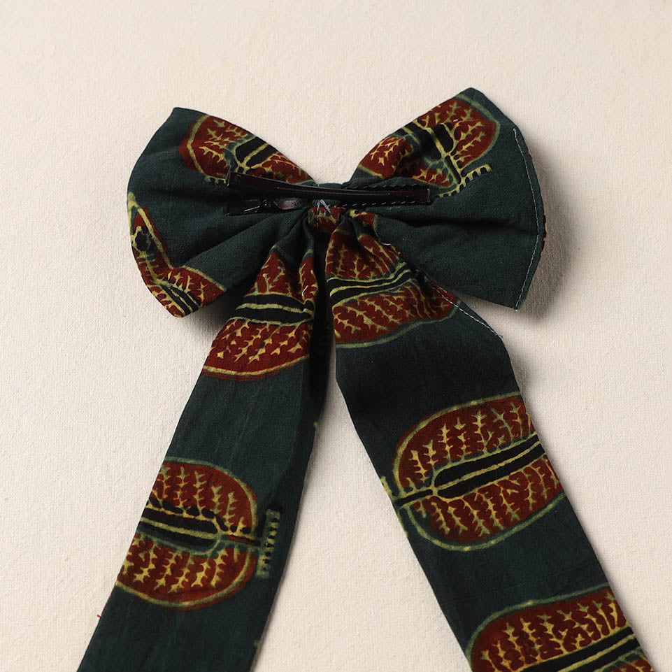 Green Handmade Fabric Bow Hair Clip