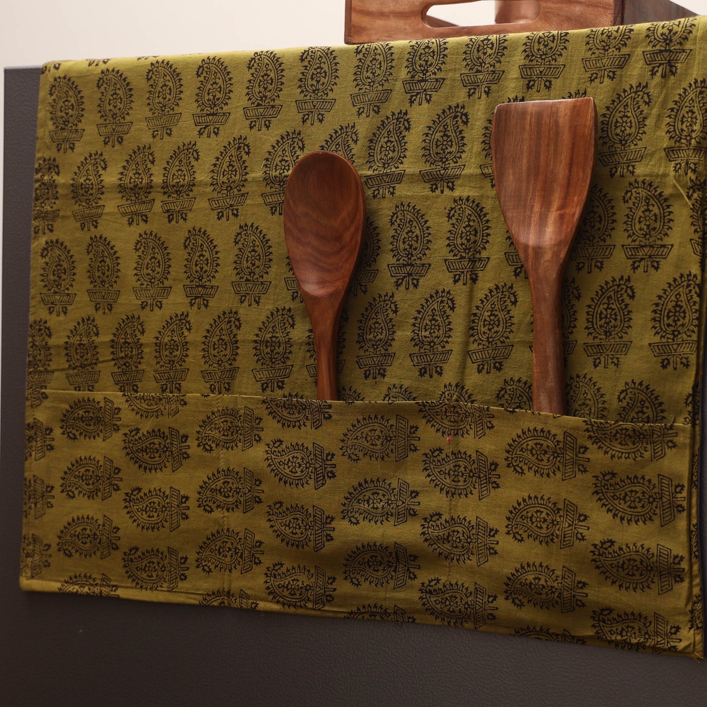 Handmade fridge top cover with multiple pockets 102