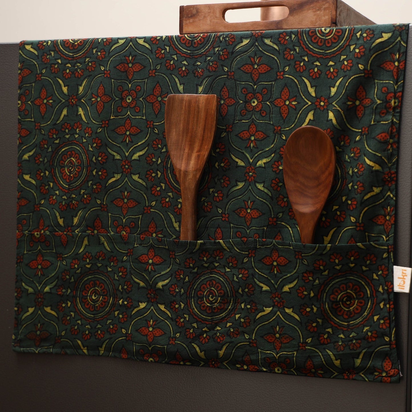 Handmade fridge top cover with multiple pockets 33