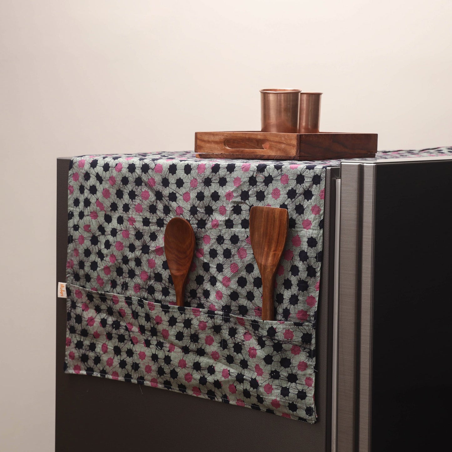 Handmade fridge top cover with multiple pockets 55