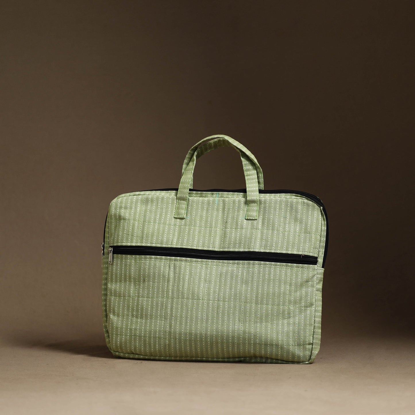 Green Handmade Quilted Cotton Laptop Bag (13 x 16 in)