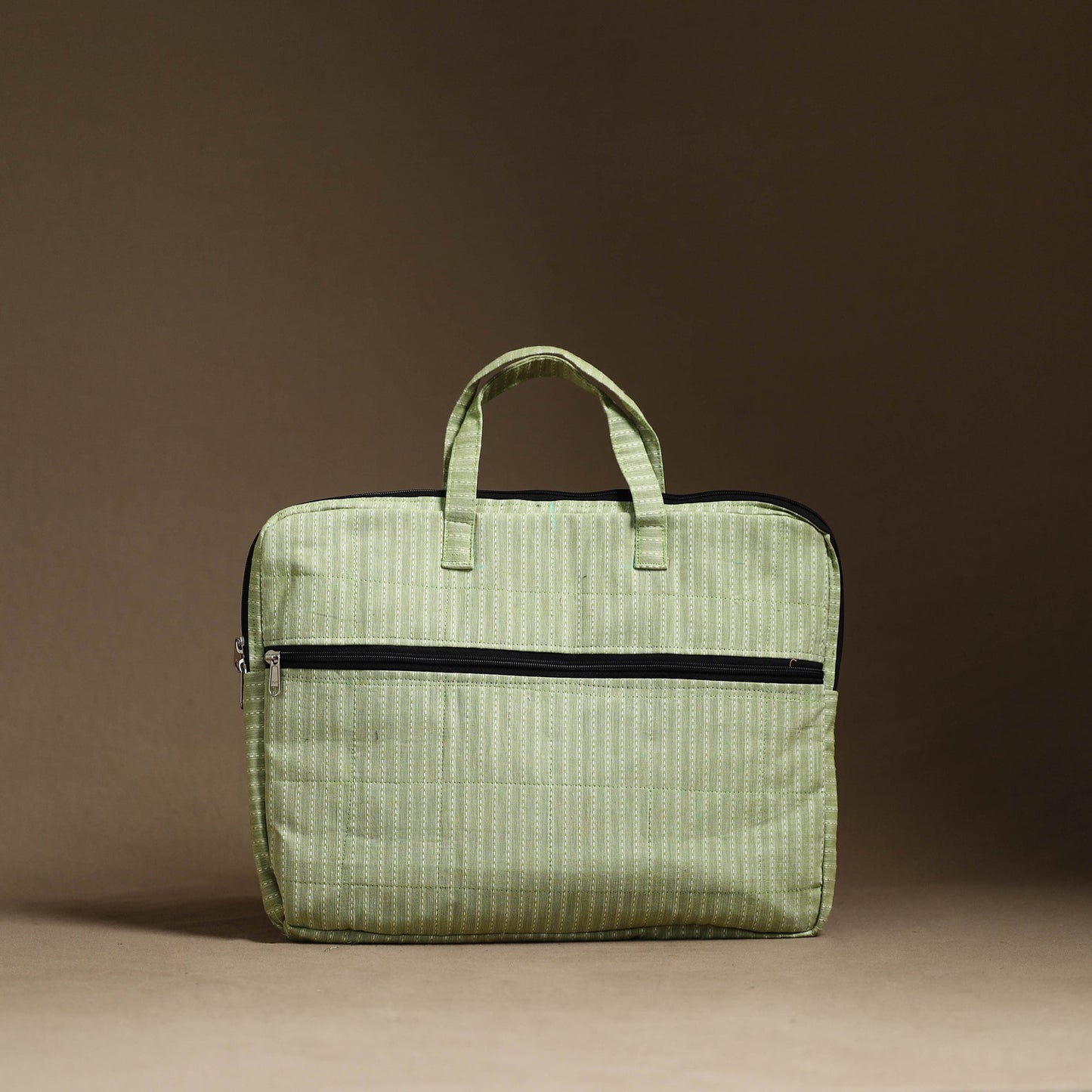Green Handmade Quilted Cotton Laptop Bag (13 x 16 in)