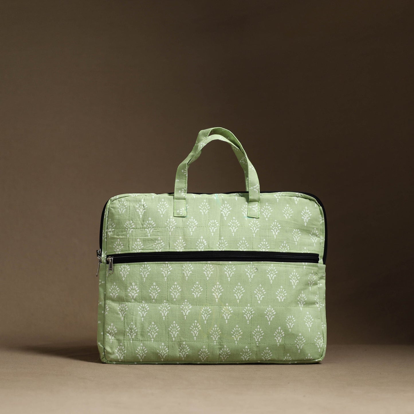 Green Handmade Quilted Cotton Laptop Bag (13 x 16 in)