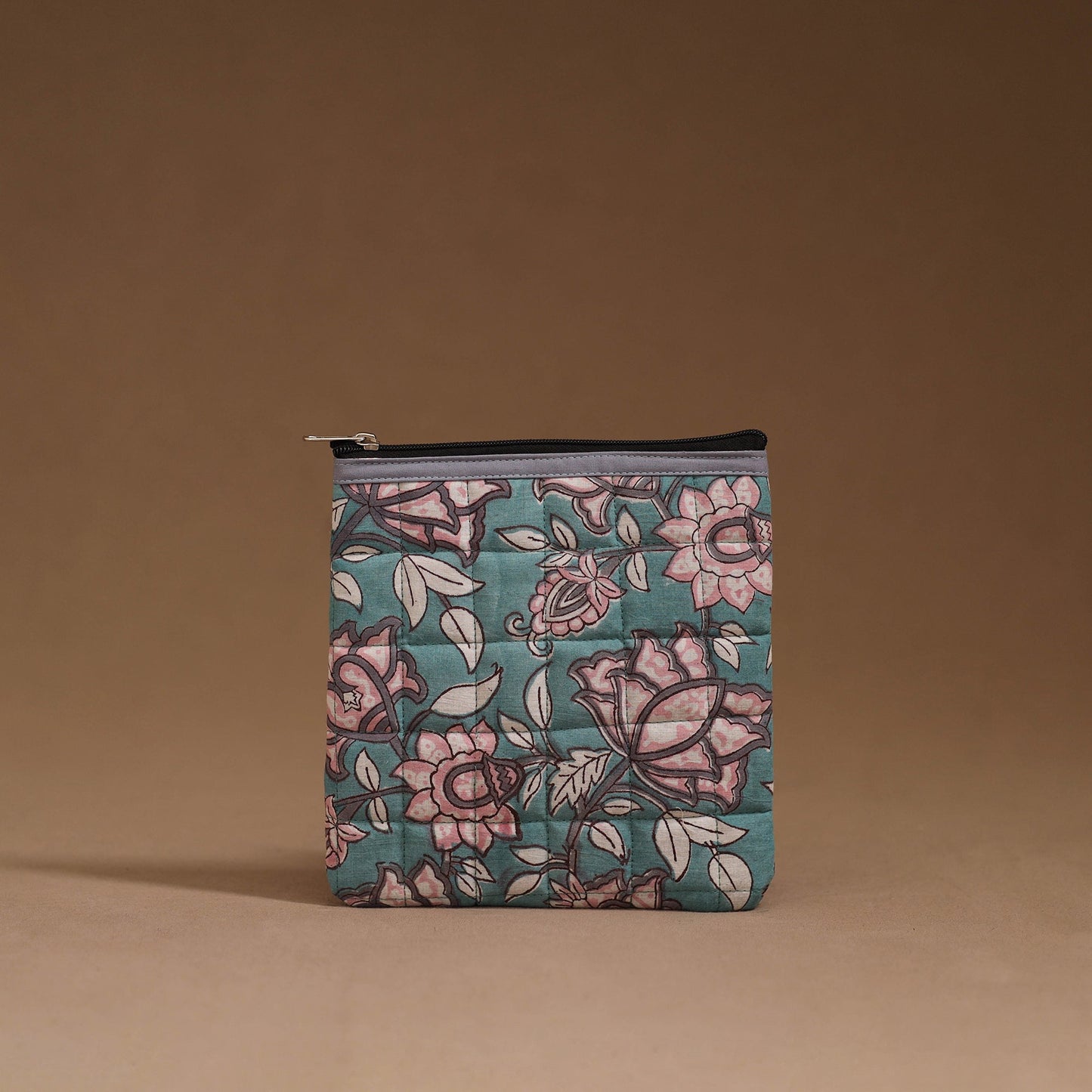 Handmade quilted utility pouch 10 - handcrafted