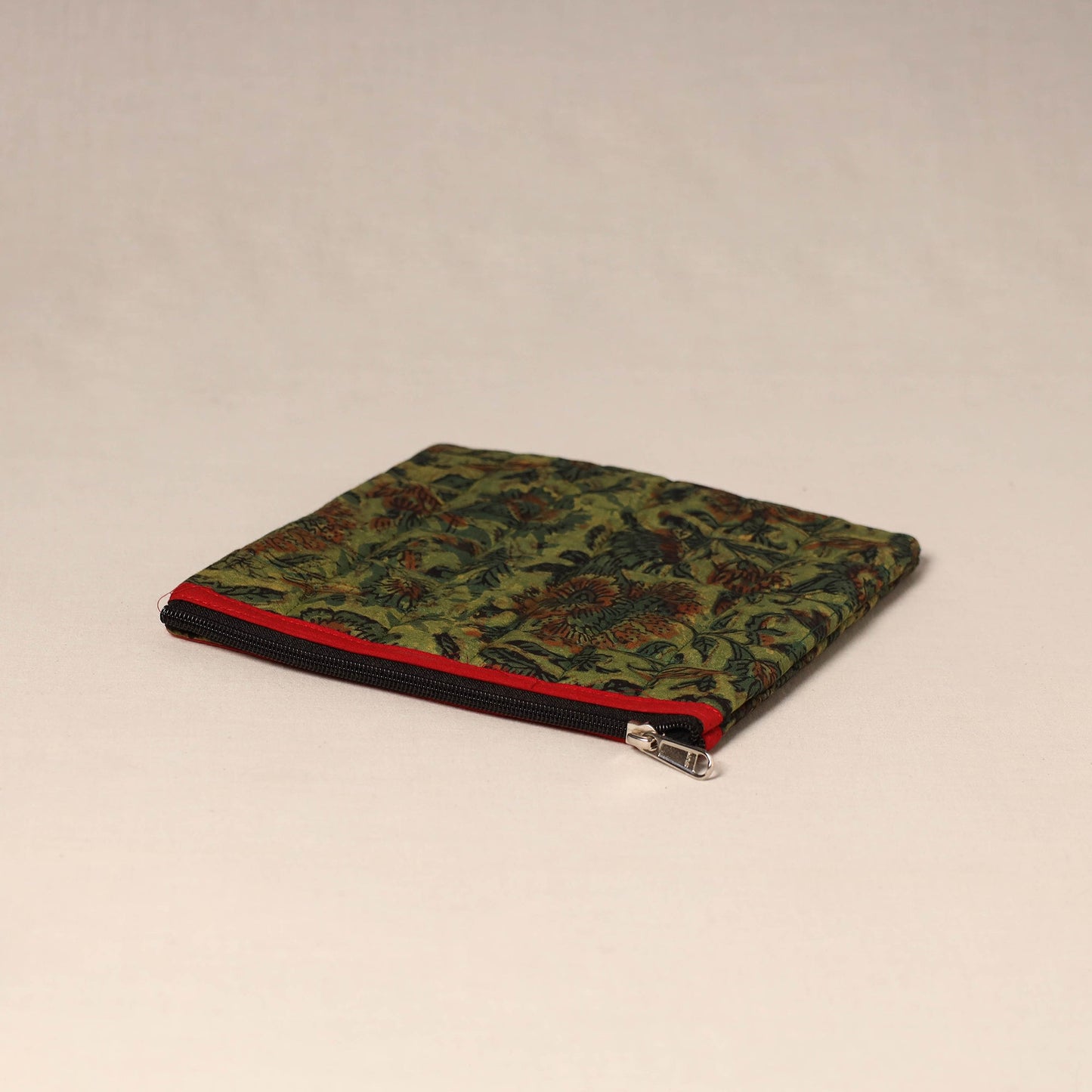 Handmade quilted utility pouch 25 - handcrafted