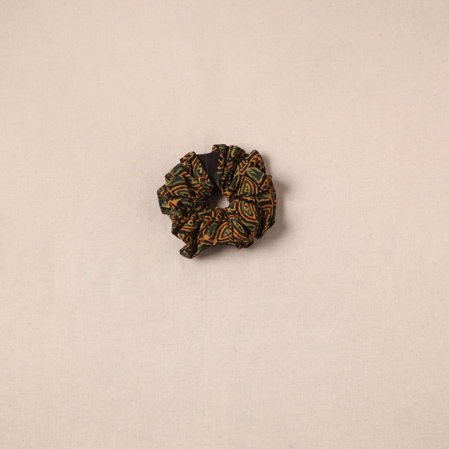 Handmade rubber band/scrunchie 126 - handcrafted