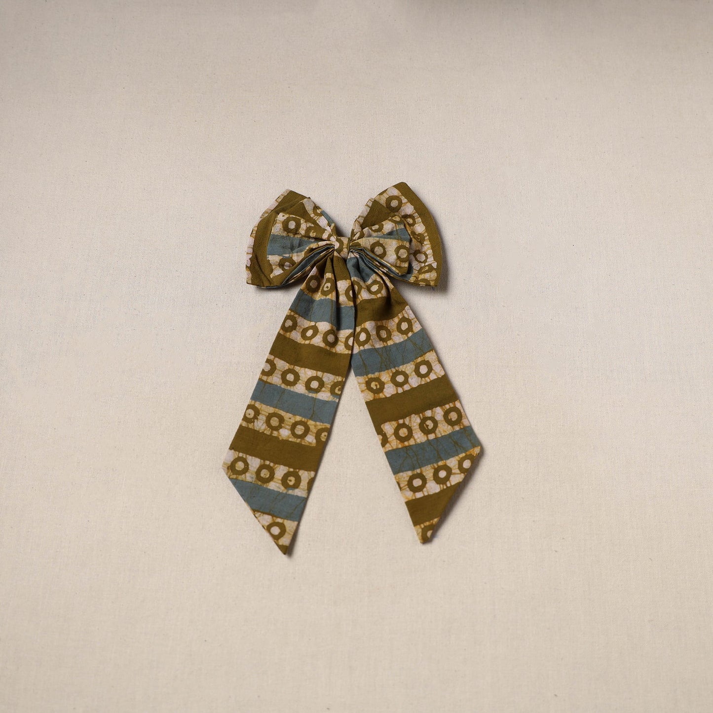Green - handmade women’s bow hair clip 110 - handcrafted