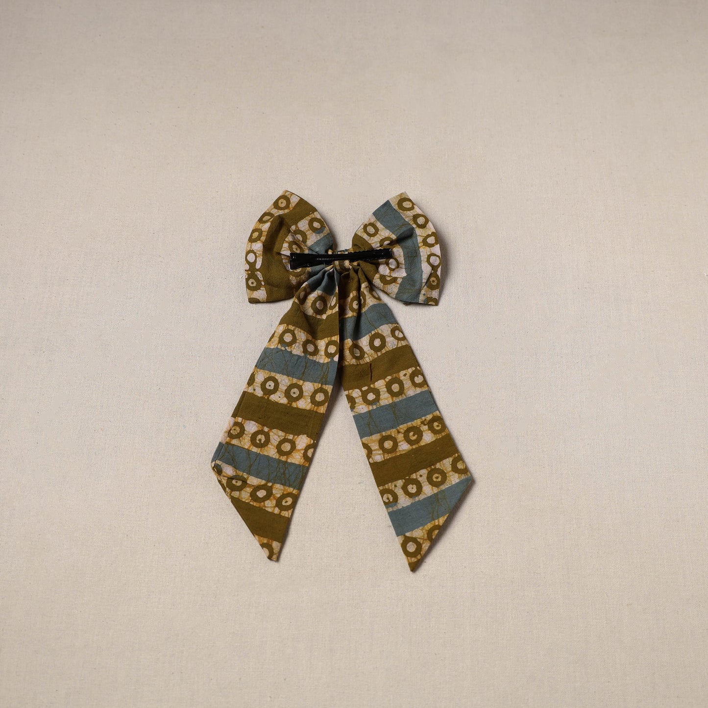Green - handmade women’s bow hair clip 110 - handcrafted