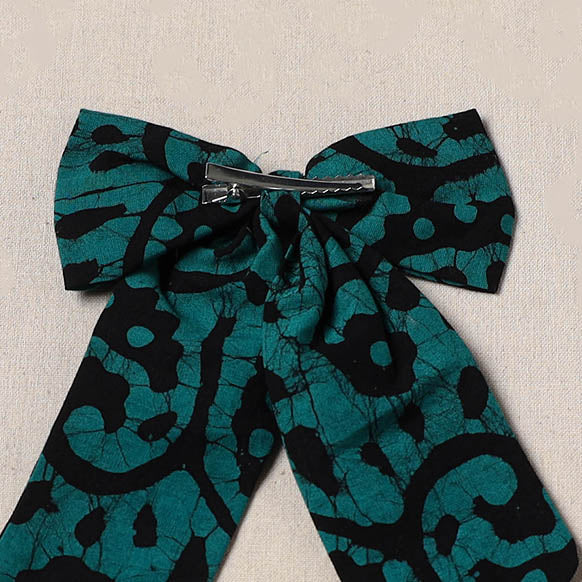 Green - handmade women’s bow hair clip 72 - handcrafted