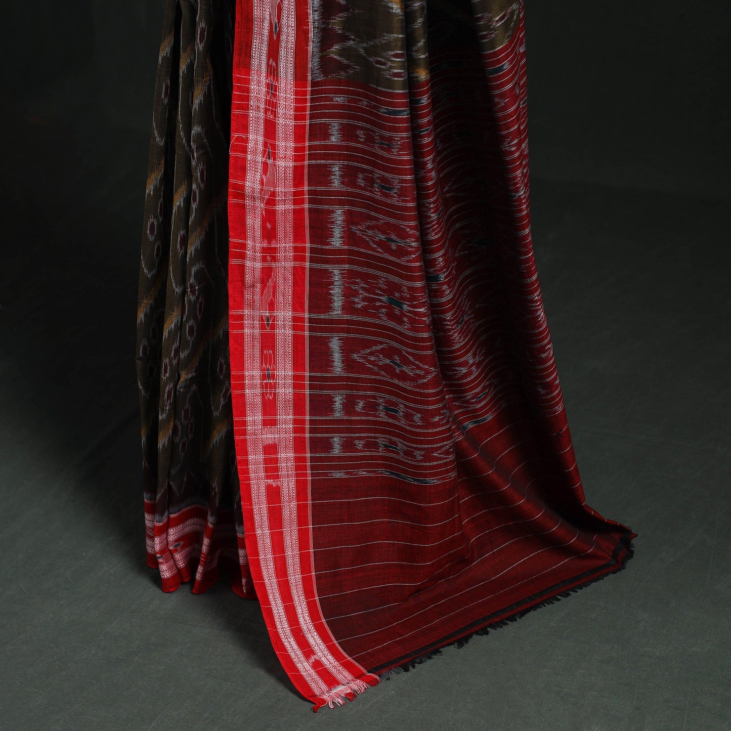 Ikat handloom cotton sambalpuri saree 24 - handcrafted