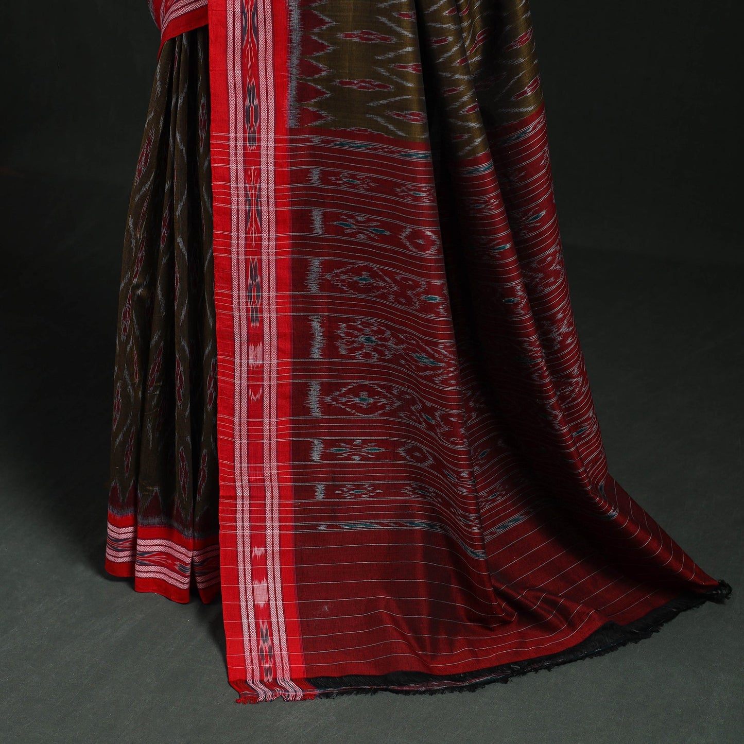 Ikat handloom cotton sambalpuri saree 32 - handcrafted