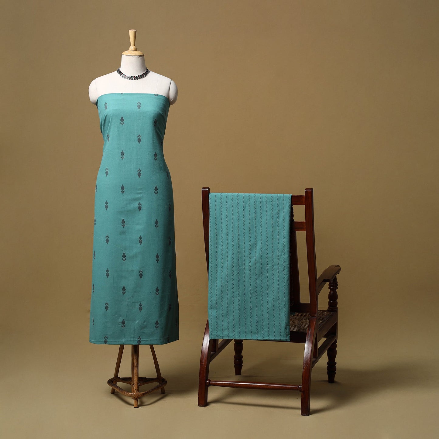 Jacquard cotton 2pc unstitched dress material 04