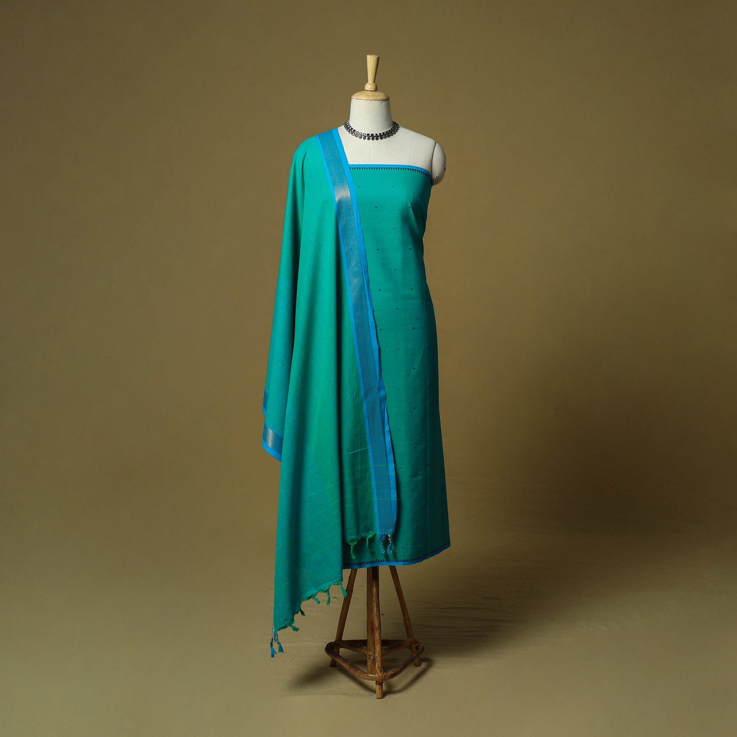 Jacquard cotton 3pc unstitched dress material 09